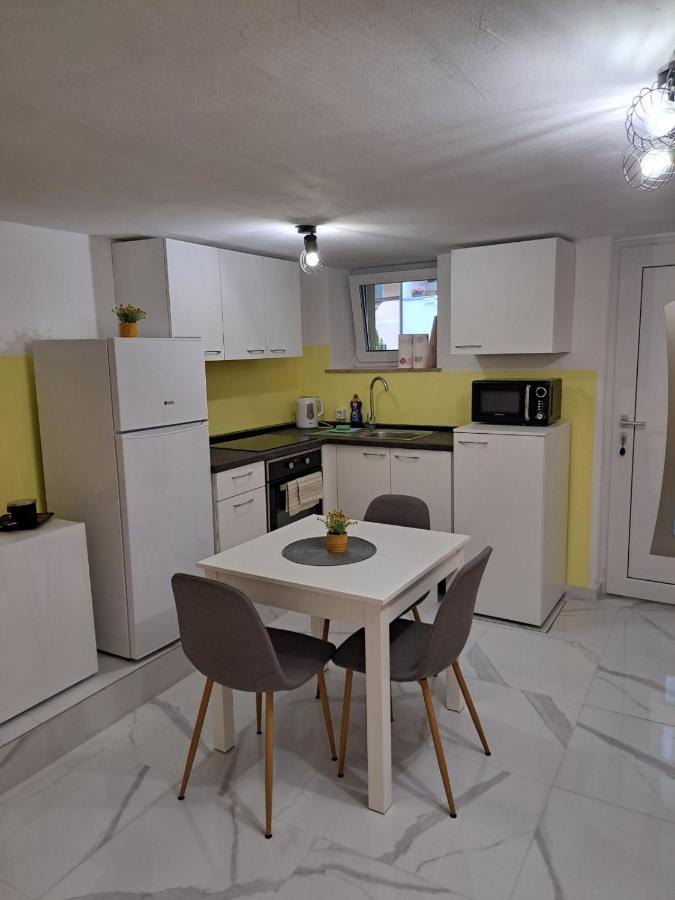 Apartma Spano โบเว็ก ภายนอก รูปภาพ