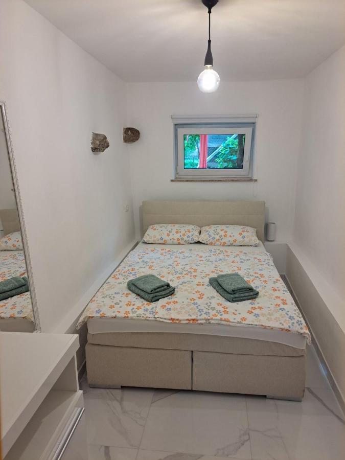 Apartma Spano โบเว็ก ภายนอก รูปภาพ